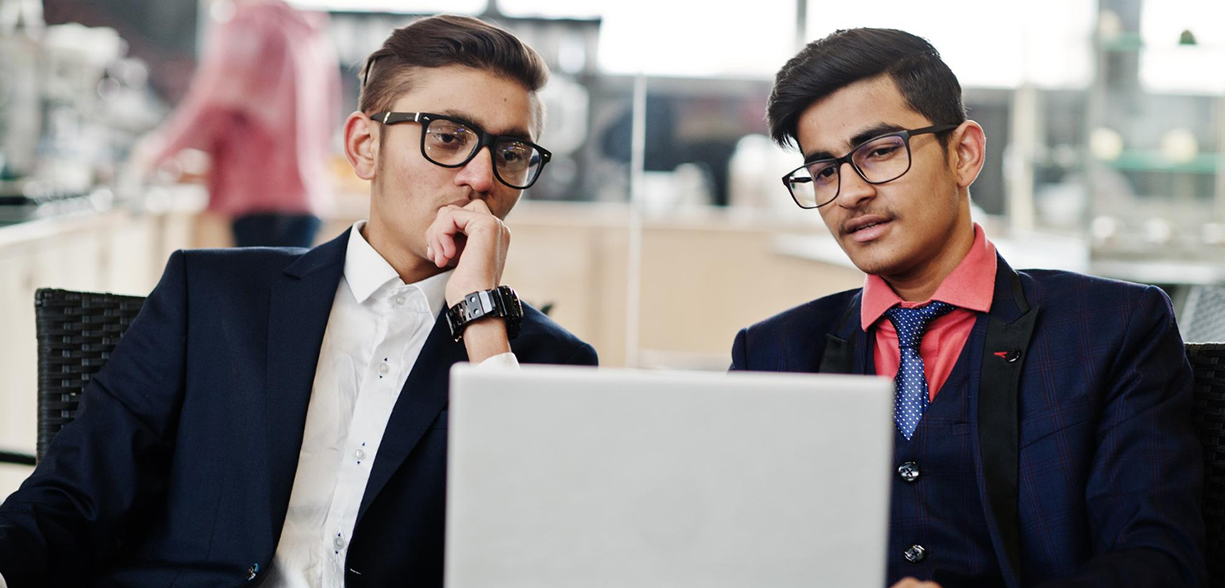 Salesforce vs Microsoft Dynamics 365 vs Odoo: Choosing the Right ERP/CRM for Your Business Size
