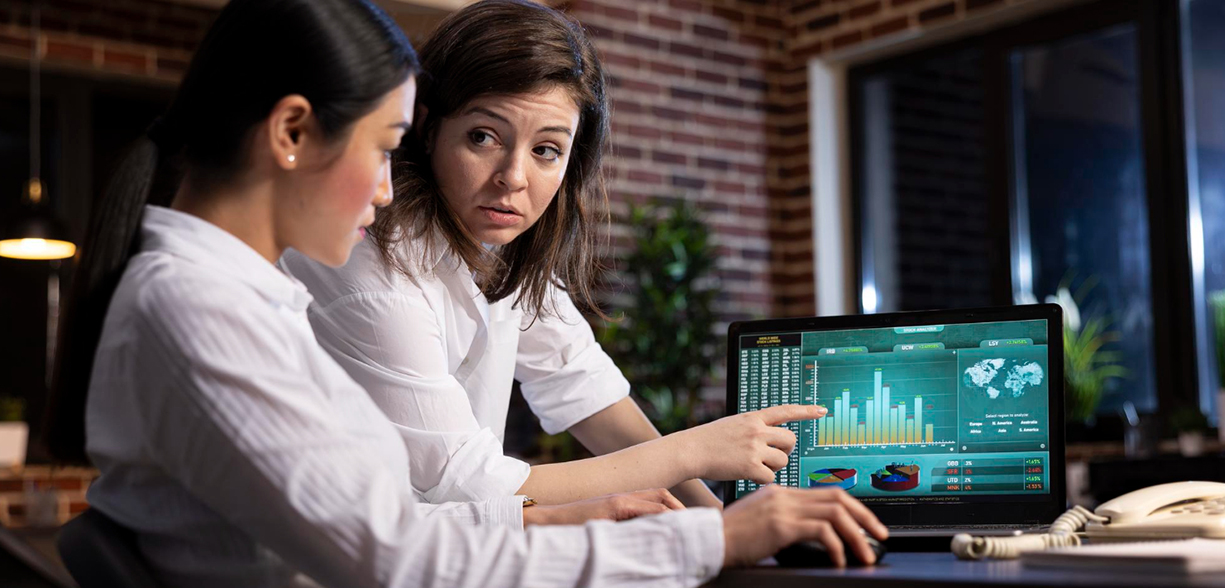Oracle EBS, Fusion & APEX Explained: A Practical Guide to Oracle Consulting and Outsourcing